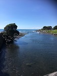 Ergens halverwege mondt een rivier uit in zee