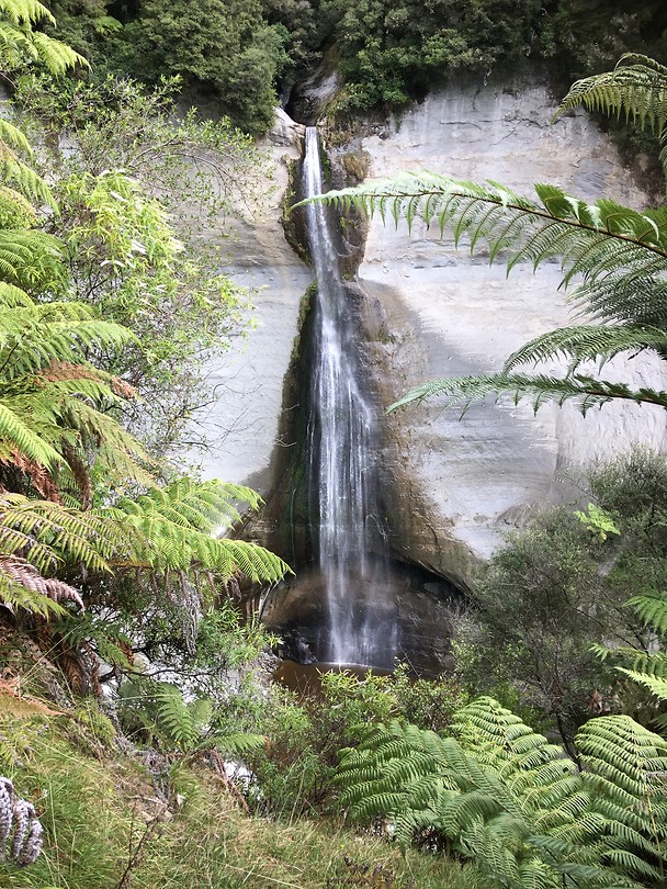 Mt Damper Falls