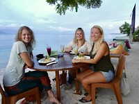 Etentje met Alice en Hannah