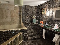 De badkamer is een grot