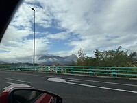 Pyreneeën in nevelen gehuld