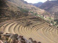 Mooie terrassen Inca ruine pisac