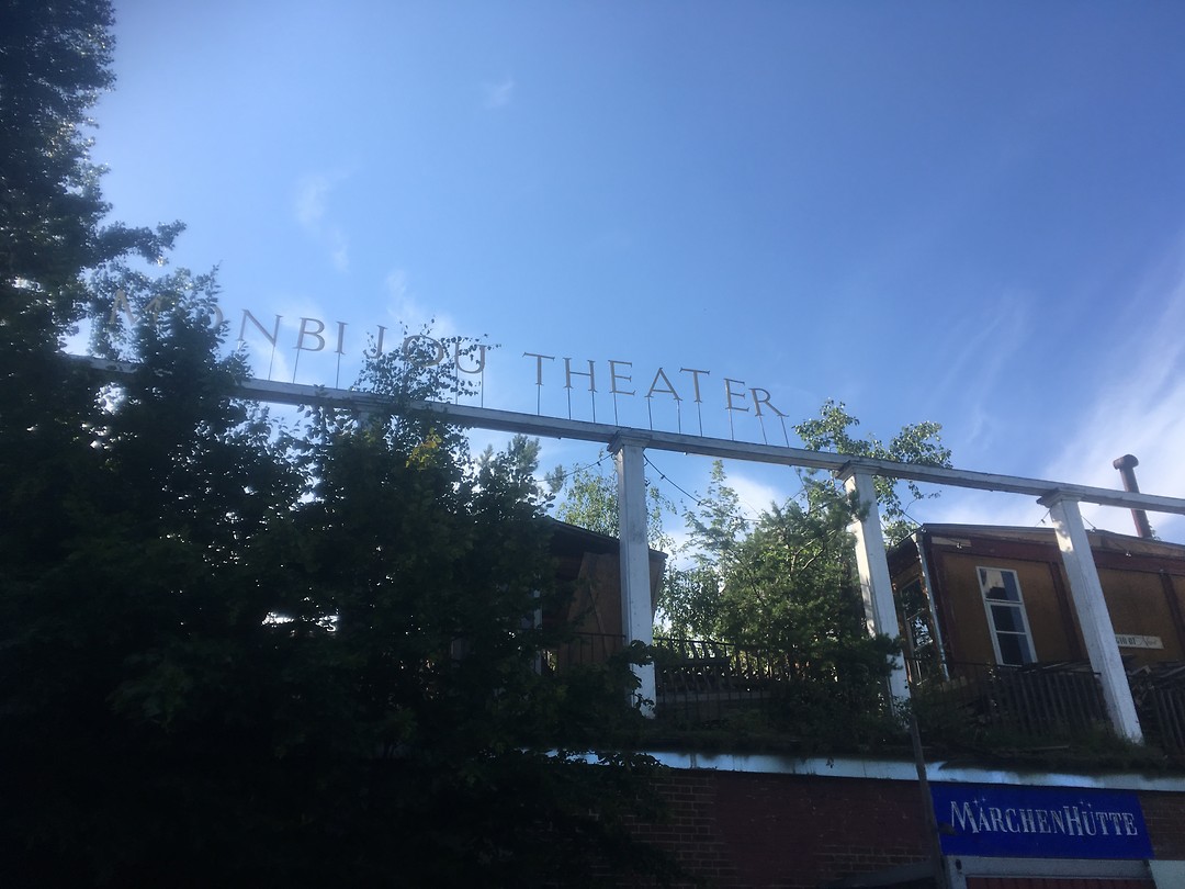 Monbijou theater