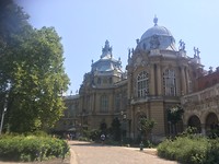 Magyar Mezögazdasági Museum - Paleis/burcht verrassing