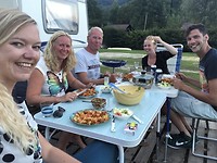 Met zn alle eten