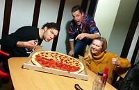 Lekker pizza eten