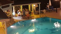 Spelletjes by the Pool