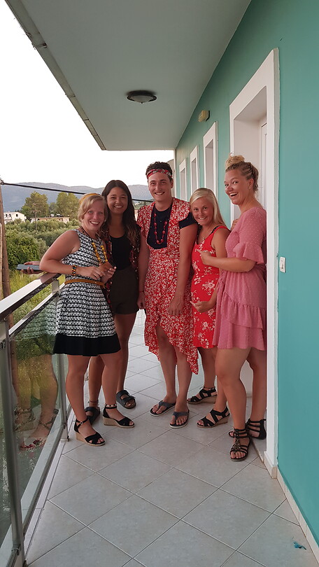 De 5 dames