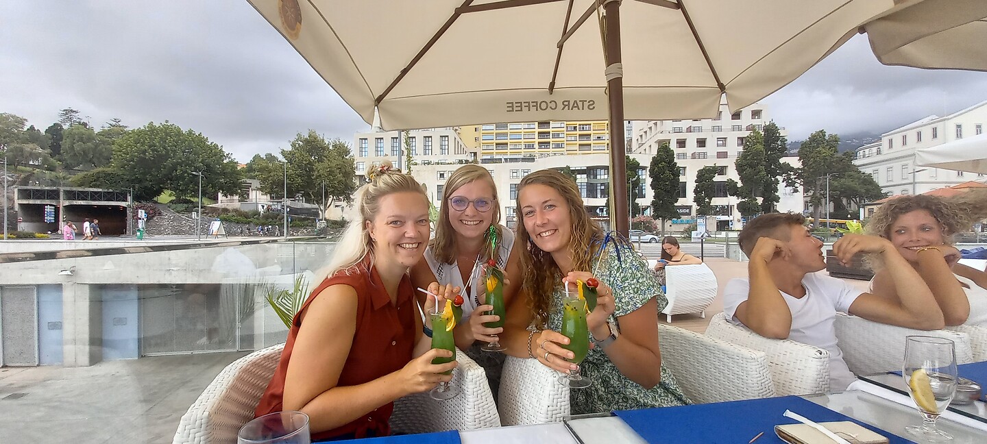 Cocktails met Lenneke en Heleen