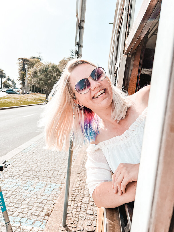 In de tram terug