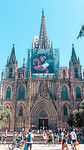 De  kathedraal met het TE lelijke Samsung bord