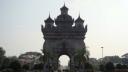 Arc de Triomphe van Laos. Als dank van China!