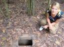 Cu Chi tunnels... jaja zelfs Ing past er niet in!