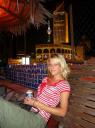 Chillen op de rooftopbar van guesthouse