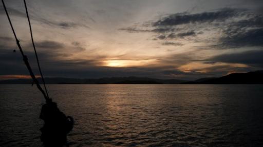 Zonsondergang vanaf boot