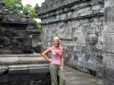 In de gangen van de Borobudur