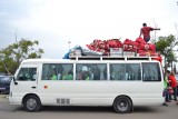 Met de taxi vanaf Addis Ababa naar Sebeta helemaal bepakt en bezakt