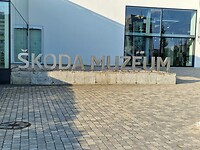1000052456