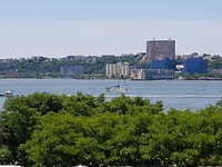Uitzicht vanaf de Highline op de Hudson River