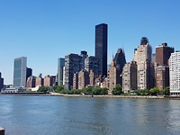 Uitzicht op Manhattan vanaf Roosevelt Island