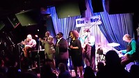 Gastoptreden van oud lid The Drifters