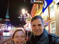 Nog even een selfie op onze laatste avond in Nasville (op verzoek van Ton, mijn collega)