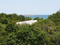 Uitzicht op Pigeon Island vanaf onze kamer