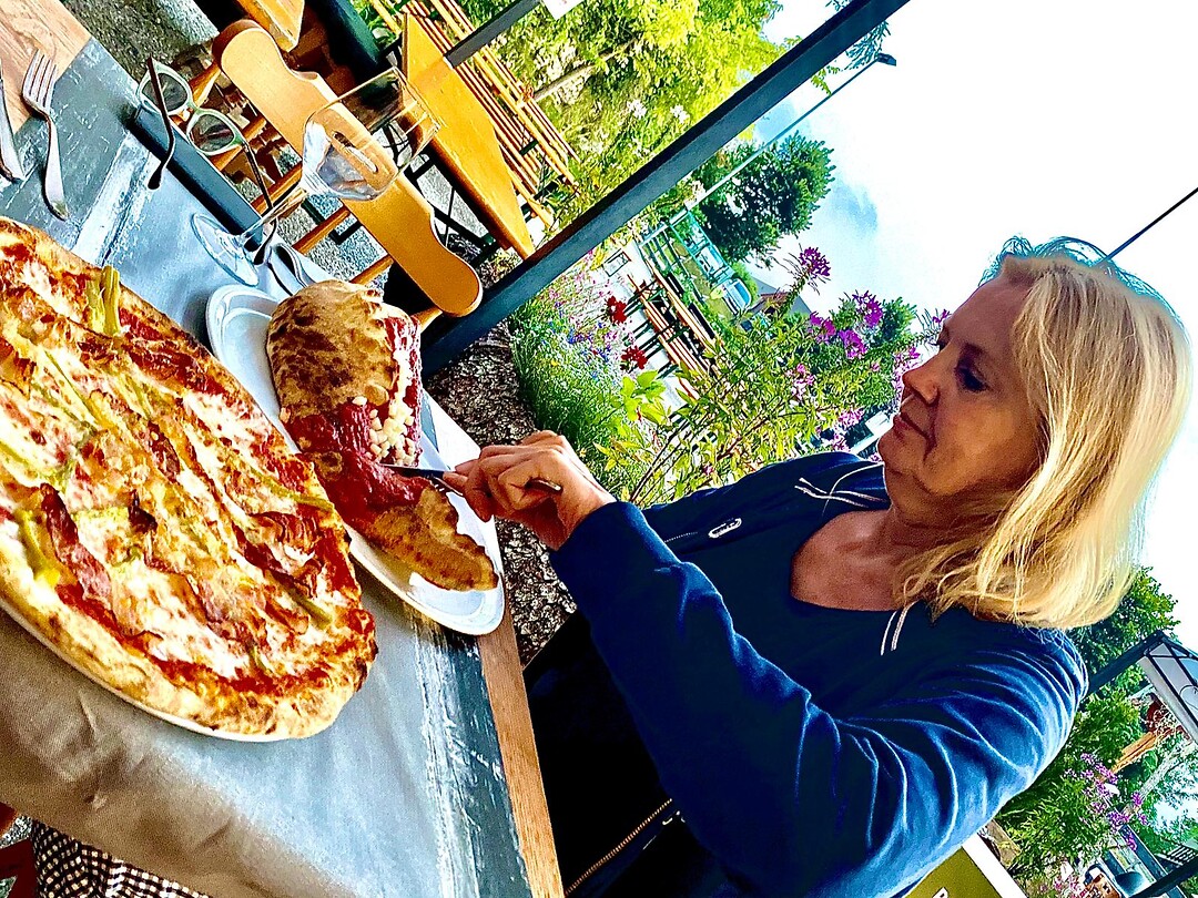 Smarano pizzaatje eten