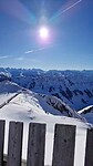 Lars en Niels op bergtop Henne 2020 meter hoog