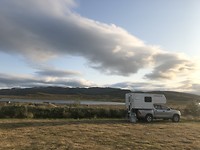 Op de camping in het avondzonnetje