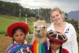 Ik met de lama's en de peruaanse kindjes