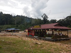 Floating restaurant