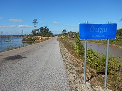 Onderweg bij een van de dorpjes