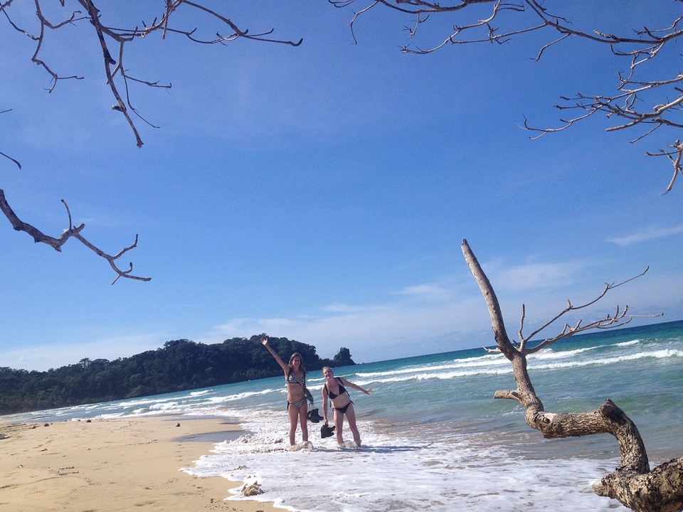 Op weg naar Red Frog Beach