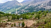 tijdens een wandeling naar 2400 mtr maak ik een foto van Isola 2000 van bovenaf gezien