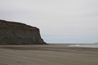 Kust bij Rada Tilly, luxe huizen en stijle kust