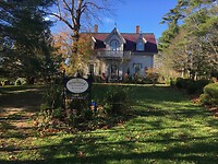 B&B