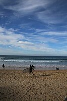 Surf babe op het droge