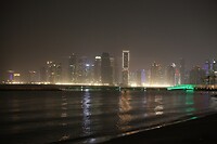 Skyline bij avond