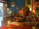 QUITO - Jonas blijft het bestaan van computers ontkennen bij het schrijven van de blog
