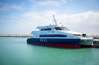 Onze ferry