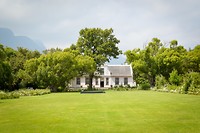 Prachtige witte kaap-hollandse huizen