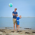 Voetballen met papa bij Keurboomslagoon