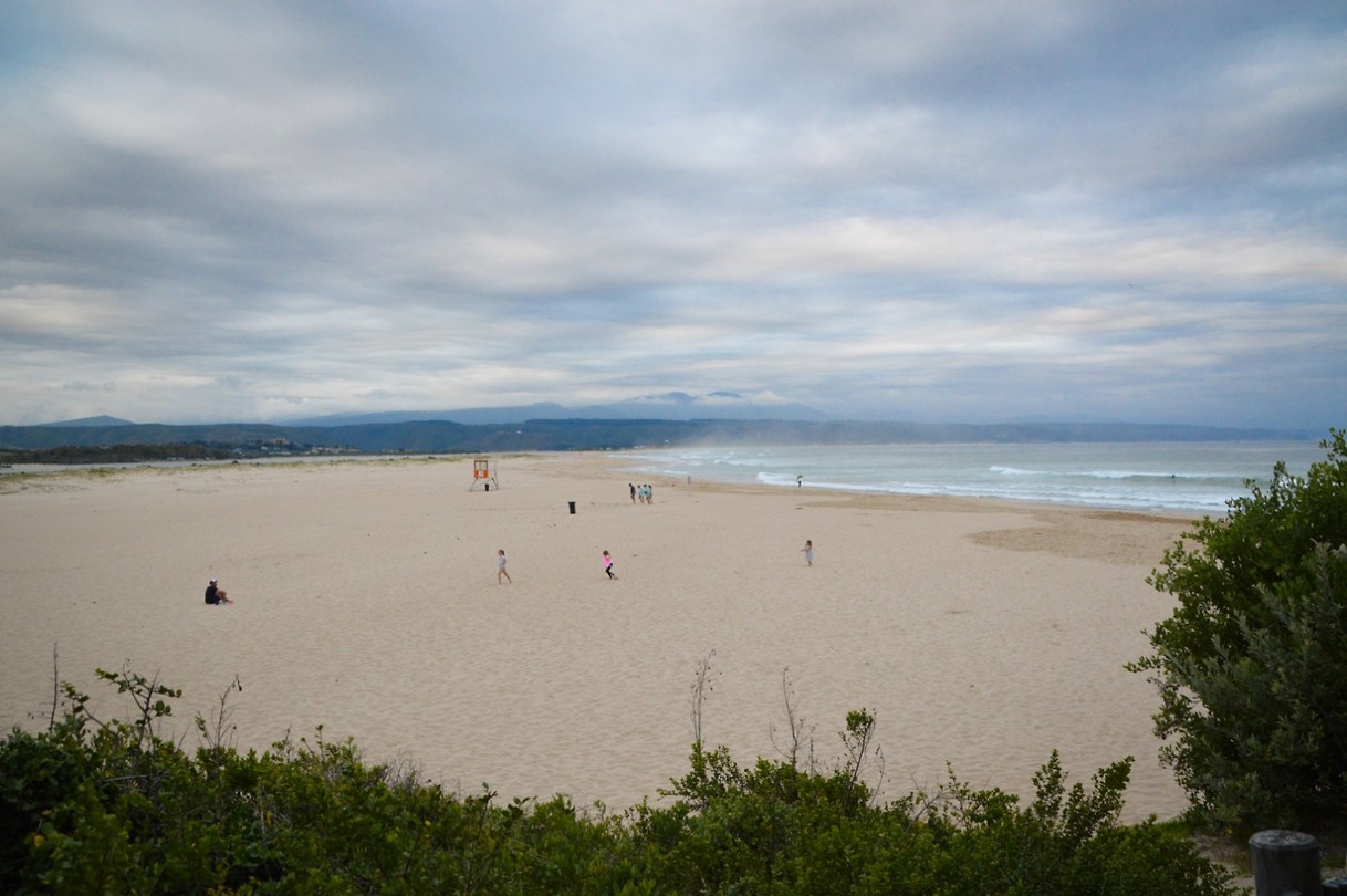 Lookout beach