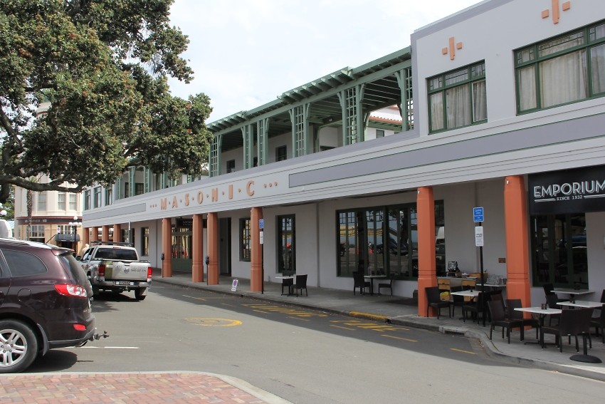 Napier005