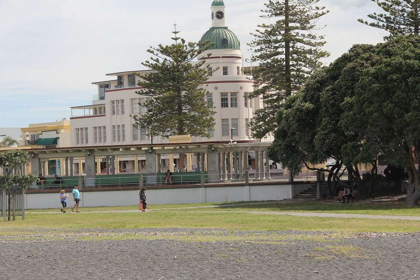 Napier010