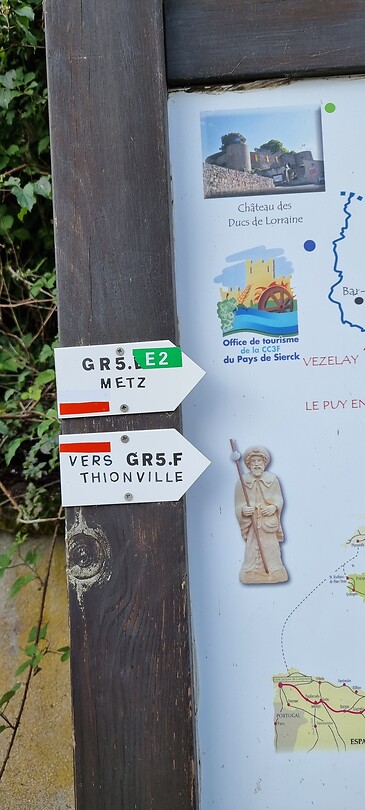 Vanaf hier weer de wit-rood markering