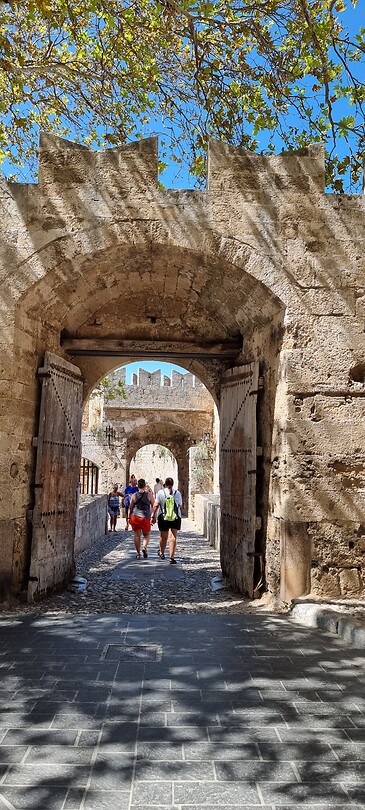 Rhodos