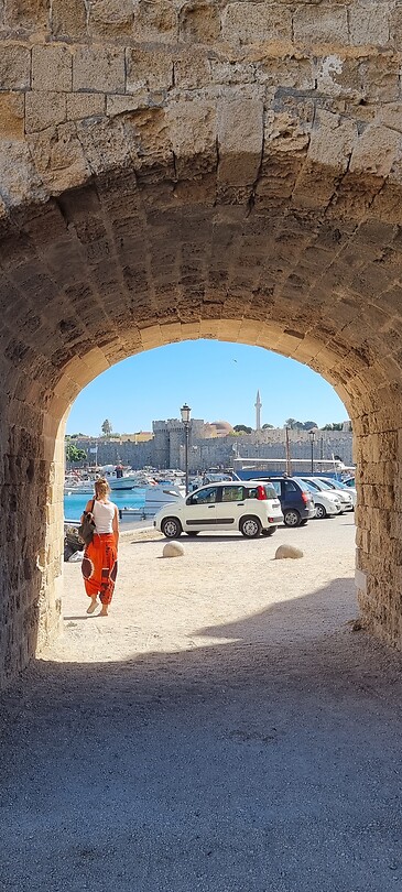 Rhodos