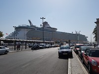 Independence of the Seas....